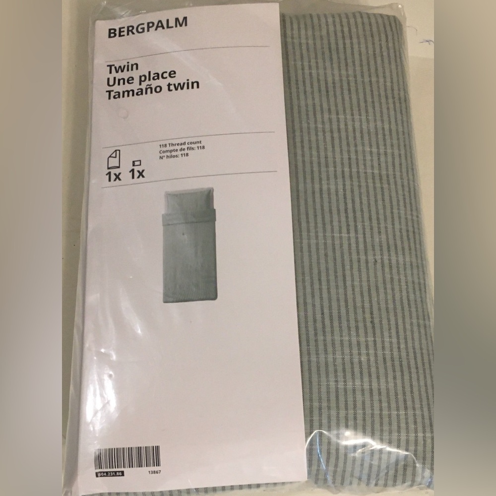 NWT 100% Cotton duvet cover and pillowcase.